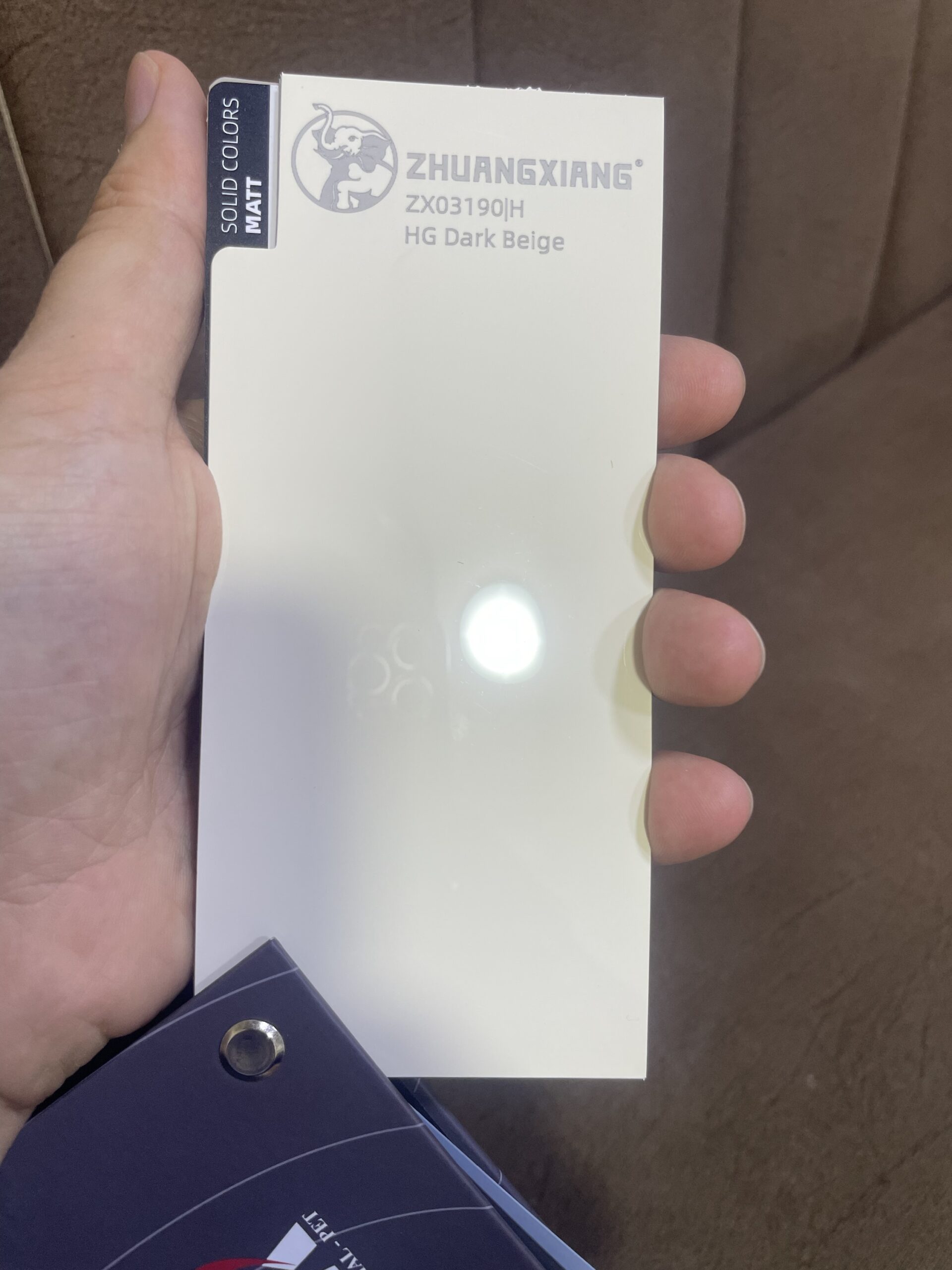 ألواح كونتر الترا ٧ بلاي PET من LG الوان لامعه - الصورة 8