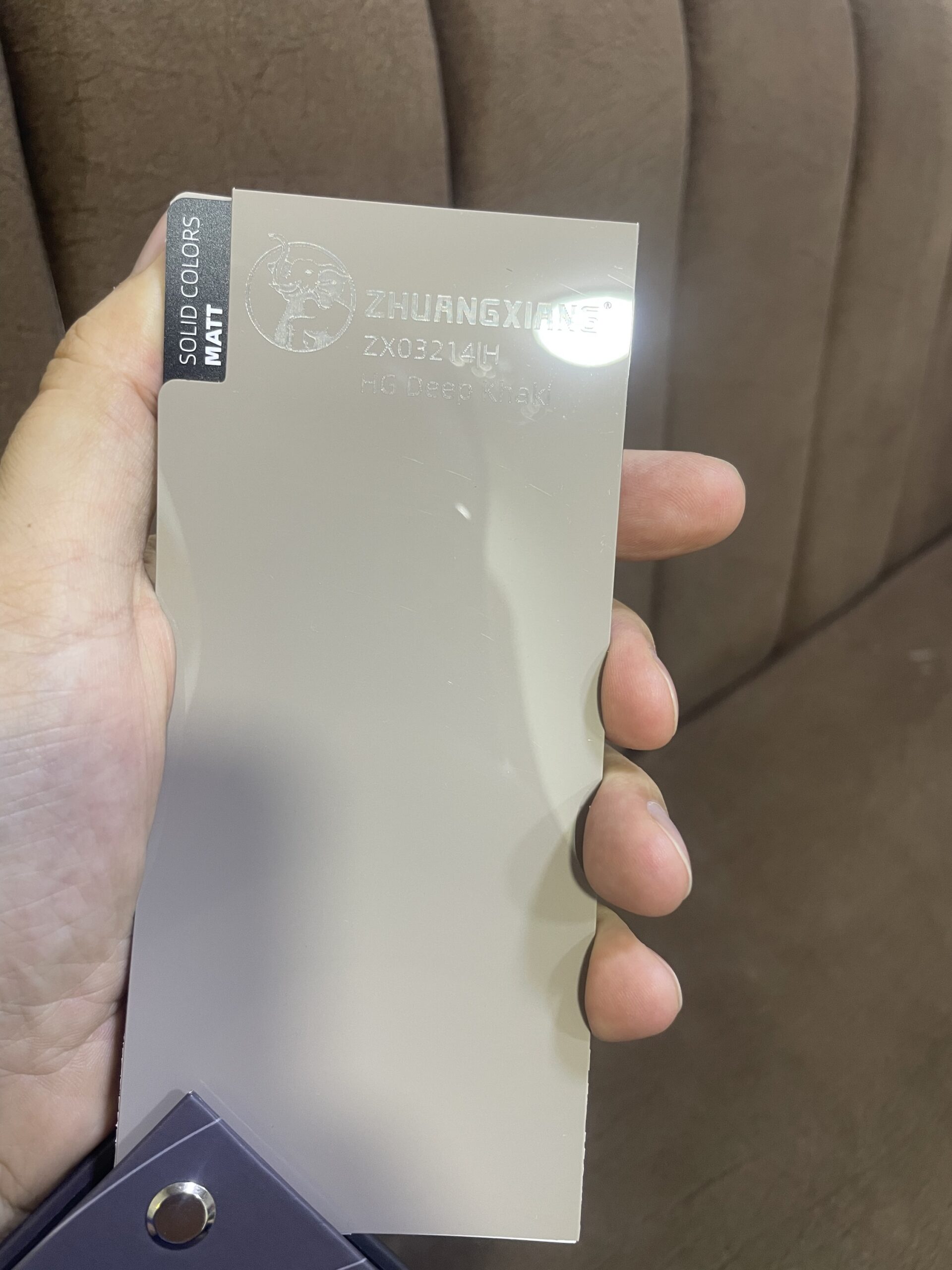 ألواح كونتر الترا ٧ بلاي PET من LG الوان لامعه - الصورة 12